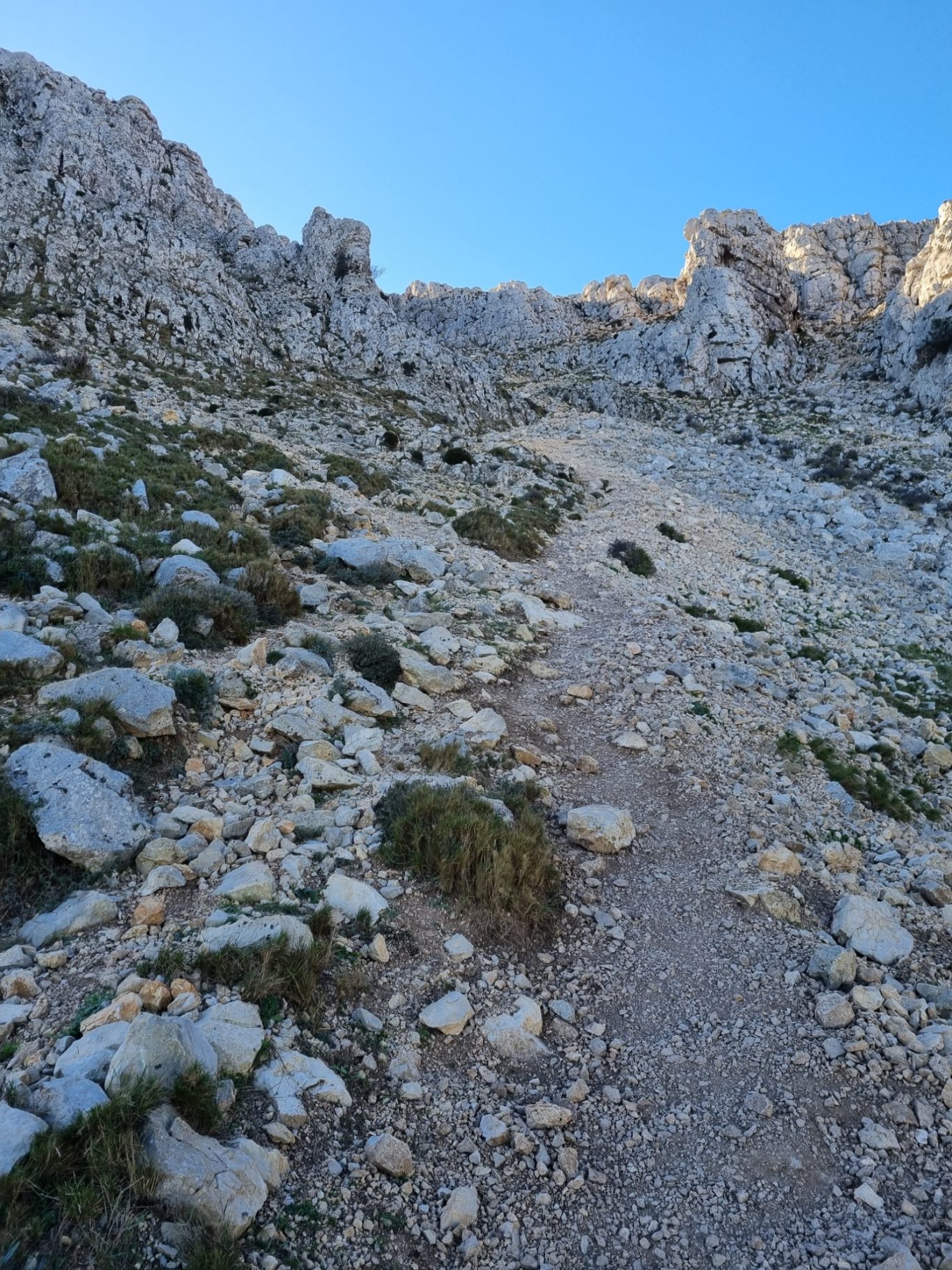 Wanderrouten in den Sierras